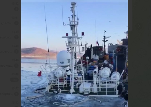 В порту Приморья корабль пошел на дно вместе с командой – видео