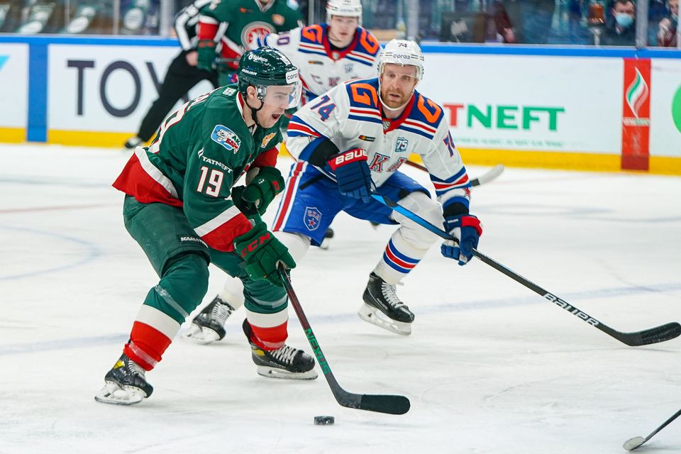 «Ак Барс» отыгрался с 0:3, но проиграл СКА в овертайме