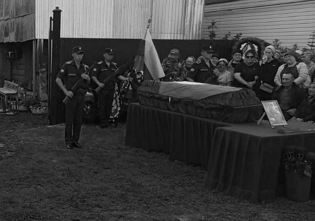 Татарстан простился с погибшим в СВО Романом Павловым