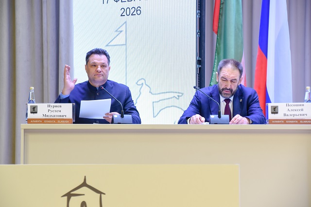 1,5 млрд рублей на дороги и 100 млн на школы: в Елабуге подвели итоги года