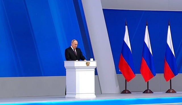 Путин заявил, что Россия борется за свой суверенитет