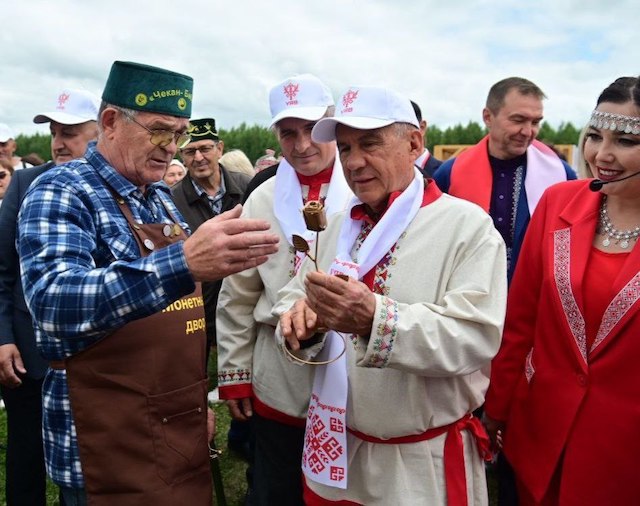 Минниханов: Уяв стал культурным символом многонационального Татарстана