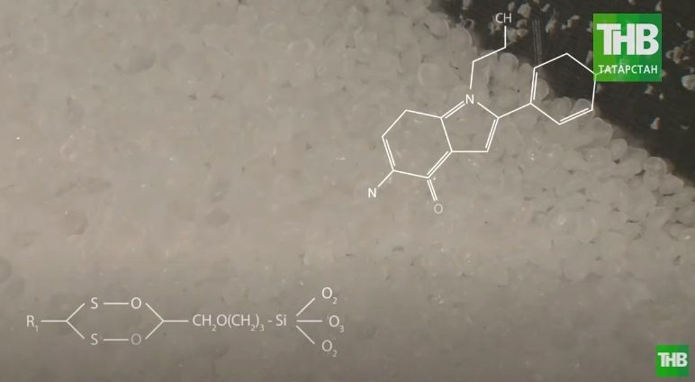 «Стратегически важный материал»: в Татарстане производят миллионы масок - видео