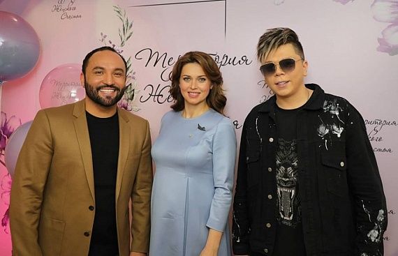 Элвин Грей поделился пикантным фото с первой леди Башкирии