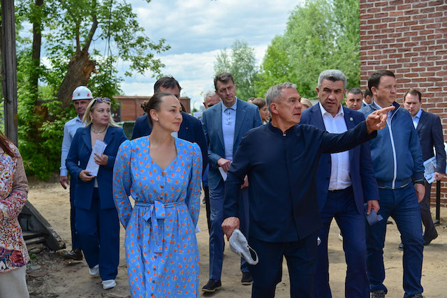 Минниханов оценил ход восстановления исторического центра Казани