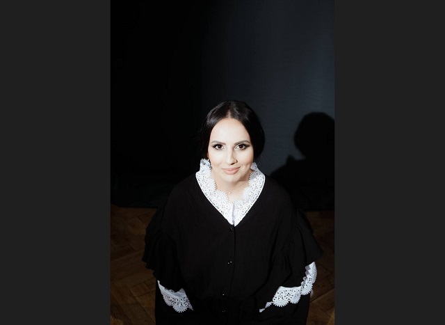 Камал театры актрисасы Алинә Мөдәрисовага мактаулы исем бирелде