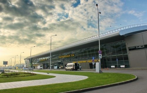 Экстренную посадку совершил Боинг Узбекских авиалиний в Казани