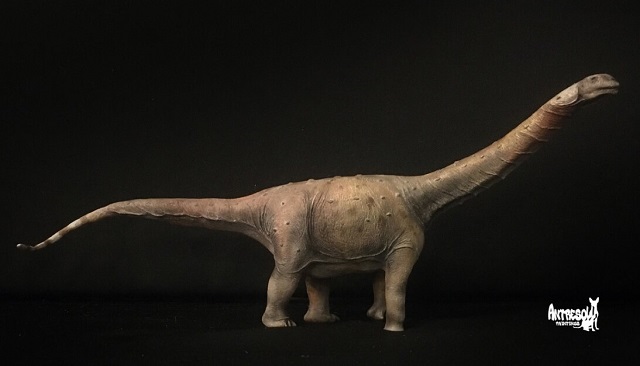 «Волгатитан симбирский»: в Казани оцифровали кости редкого динозавра – видео