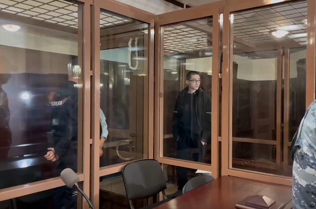 Обвиняемый в убийстве учеников казанской гимназии Ильназ Галявиев признал вину в суде