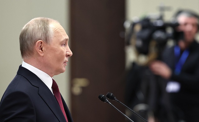 «Бескомпромиссный ультиматум» поставил Путин Украине