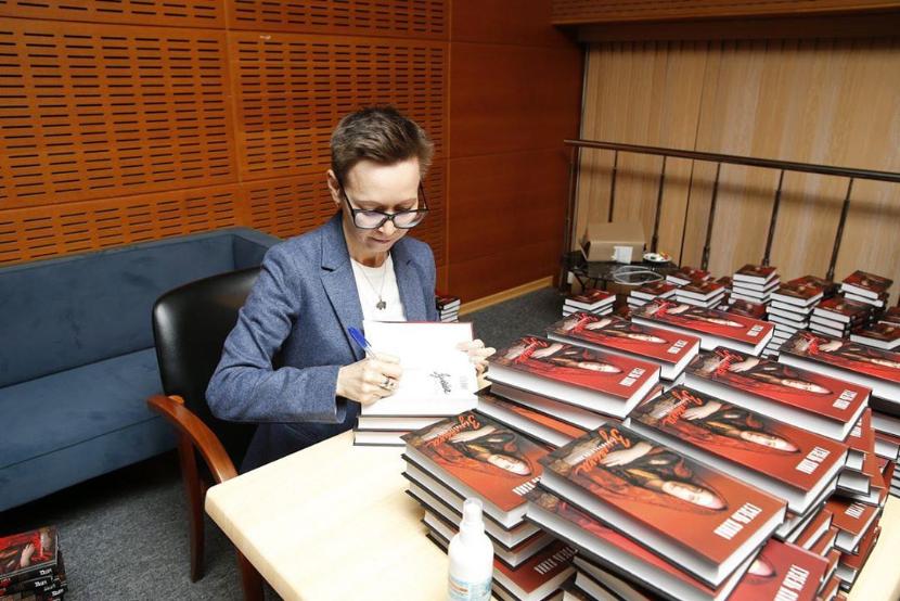 Гузель Яхина надеется, что сериал «Зулейха открывает глаза» покажут до конца