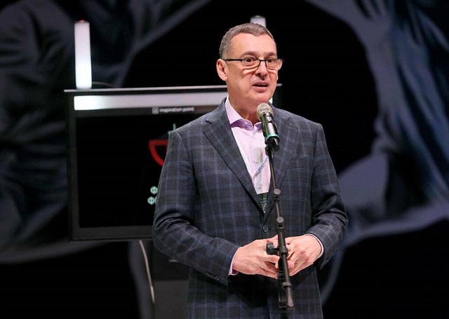 Тренер сборной России по фехтованию поблагодарил Минниханова за развитие спорта в Татарстане