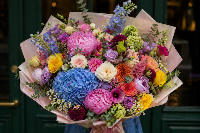 Эксперт КФУ раскрыл секреты «дофаминовых» букетов