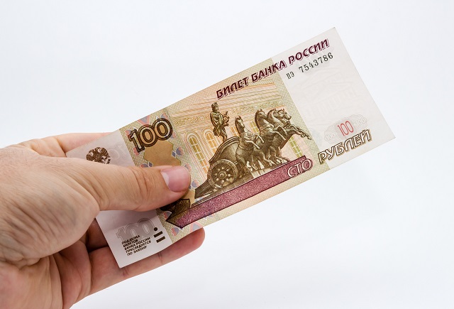 Министр труда Татарстана назвала среднюю зарплату по республике