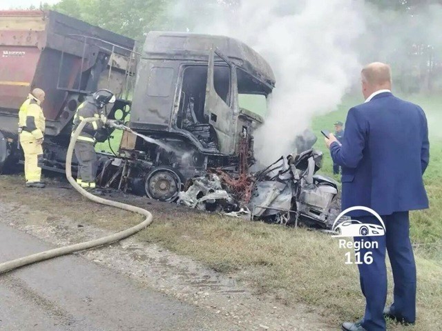 В Аксубаевском районе Татарстана в ДТП с фурой погиб водитель «Лады»