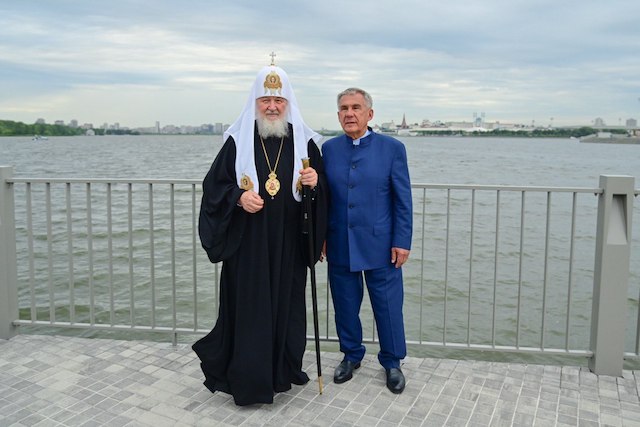 Патриарх Кирилл поздравил Минниханова с победой на выборах Раиса Татарстана