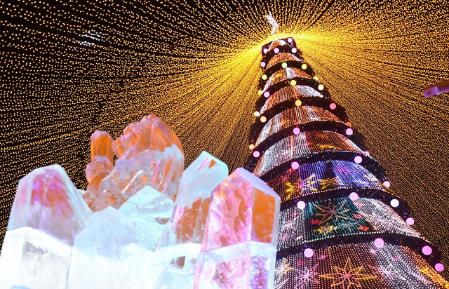 Власти Казани анонсировали открытие главной елки города