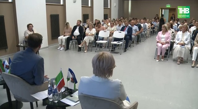 “Бердәм Россия”нең “Нәтиҗәгә эшлибез” муниципаль форумы Казанга килеп җитте