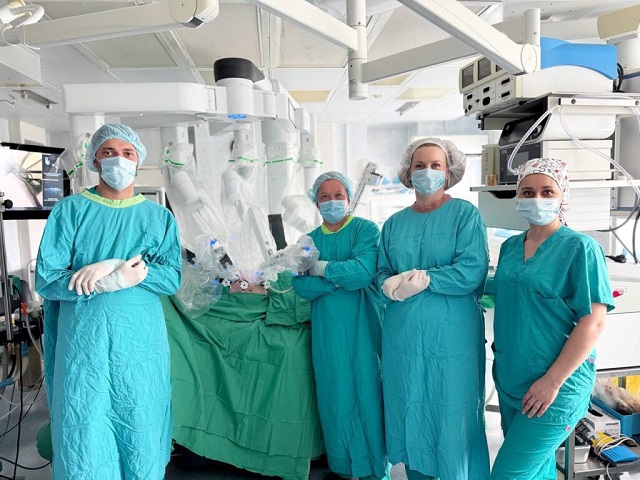 Впервые в Татарстане онкологи удалили почку с опухолью при помощи робота