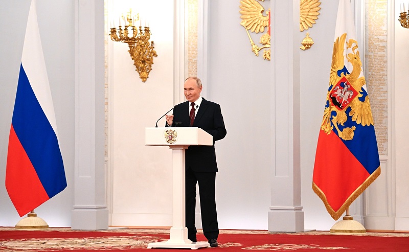 Владимир Путин Дональд Трамны Мәскәүгә чакырган