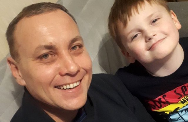 Президент РФ подарил саблю восьмилетнему сыну Героя России из РТ Сергея Чебнева