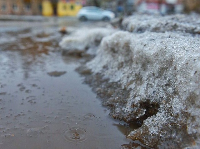 Власти Казани закупят противогололедные материалы на 564 млн рублей