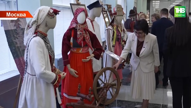 Выставка «Традиционный костюм народов Поволжья» открылась в Москве