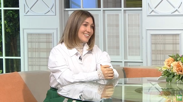 Зәринә Хәсәншина димләп очраштыруга ничек карый?