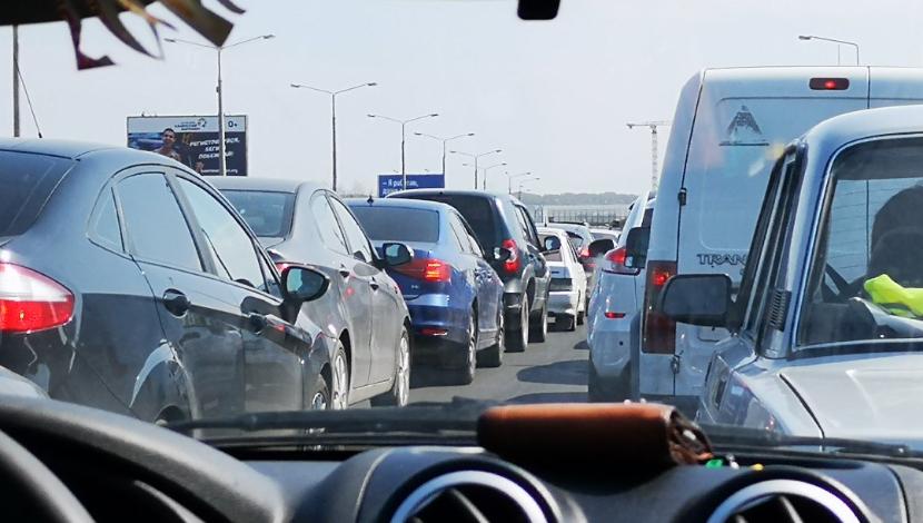 Мэрия Казани обвинила владельцев частных построек в пробках на подъезде к городу