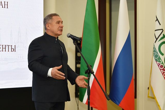 Рустам Минниханов о корпоративах: Нельзя ограничивать людей!