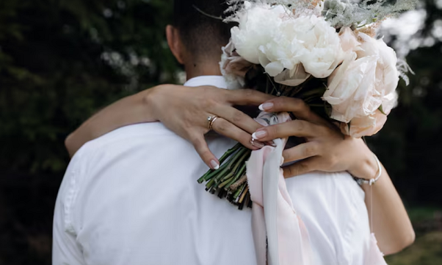 В каком возрасте татарстанцы чаще всего женятся, рассказали в загсе