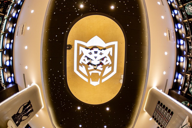 «Ак Барс» в шаге от финала: прямая трансляция четвертого матча с минским «Динамо» 