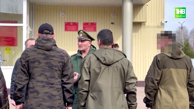 Мобилизованные из Нижнекамска отправились в зону СВО после двухнедельного отпуска