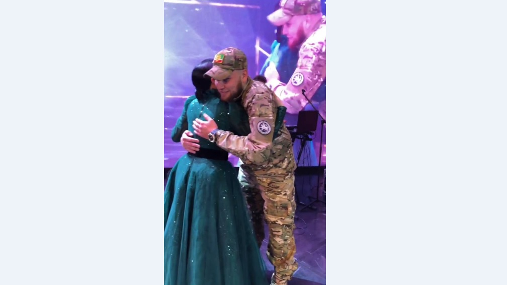 Җырчы Илсөя Бәдретдинова: "Бөтен зал белән еладык..."