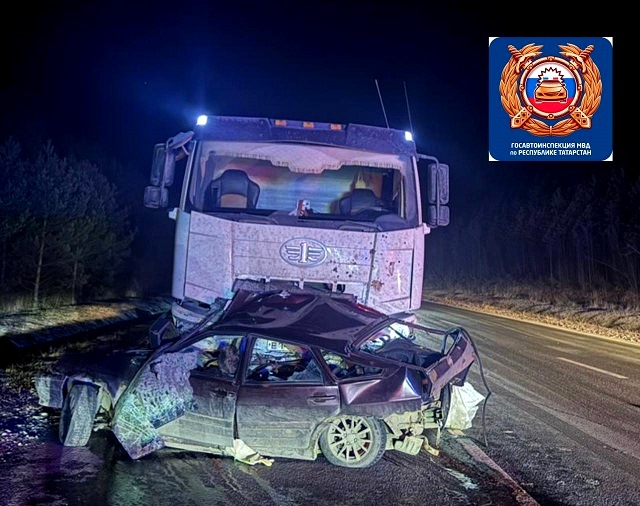 Жизни троих людей оборвались в лобовом ДТП на трассе в Нижнекамском районе Татарстана