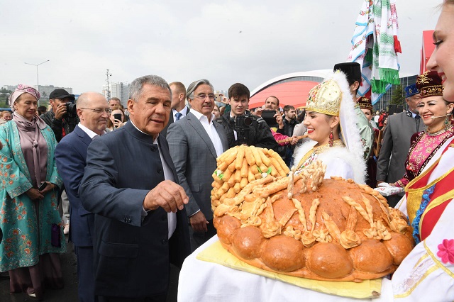 Раис РТ в Кемерово принял участие в XXIII Федеральном и III Международном шахтерском Сабантуе