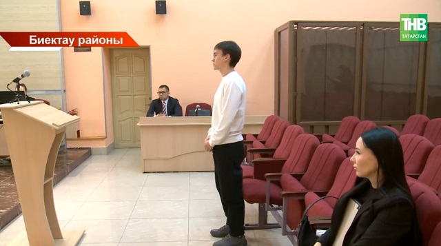 Мопед авариясендә 17 яшьлек кыз һәлак булган: суд процессы башланды