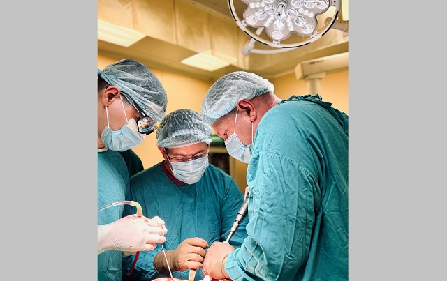 Замену тазобедренного сустава через мини-доступ впервые провели в БСМП Набережных Челнов