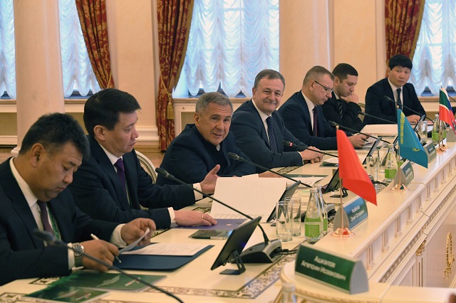 Минниханов принял участие в заседании Объединенной коллегии таможенных служб государств — членов ЕАЭС