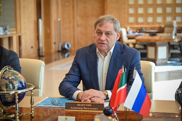 Минниханов встретился с главой белорусского холдинга «Амкодор»