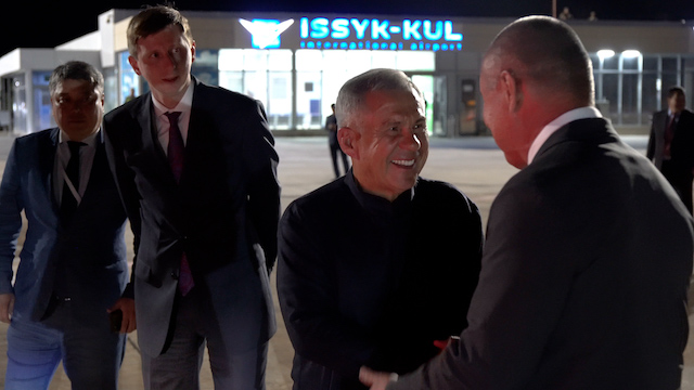 Рустам Минниханов прибыл в Кыргызстан для участия в форуме