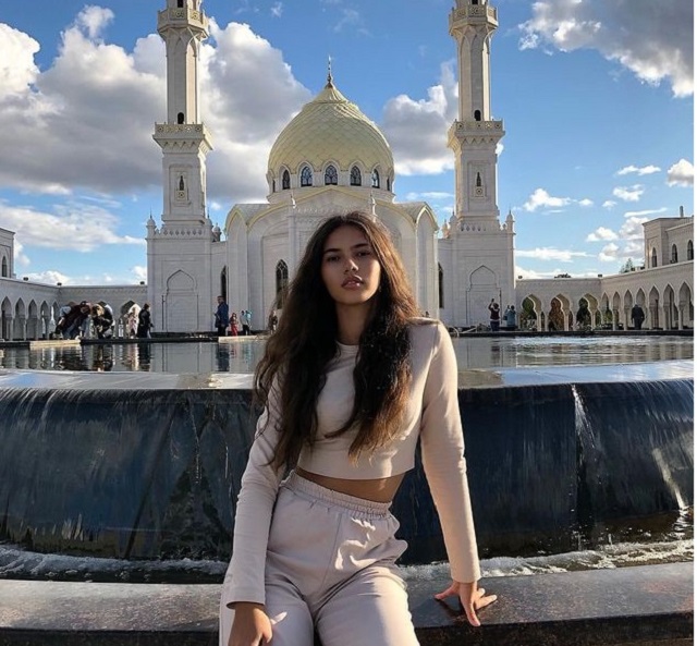 Ралина Арабова из Казани представит Россию на конкурсе «Мисс Вселенная-2021»