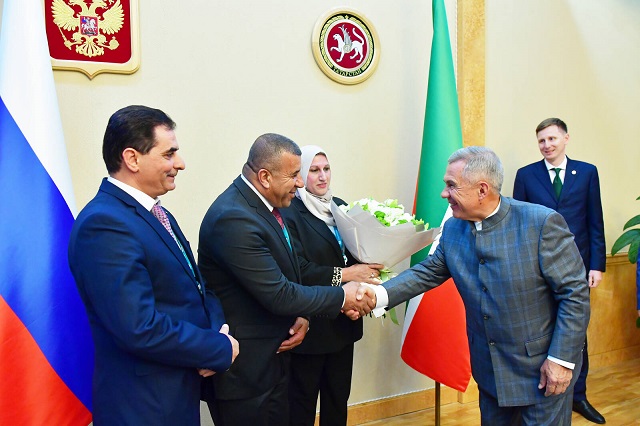 Минниханов провел встречу губернатора палестинской провинции Хеврон