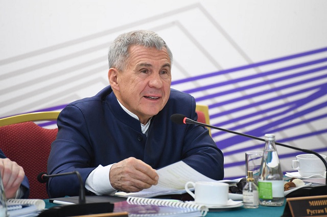 Минниханов принял участие в запуске новой производственной линии завода «Полигран»