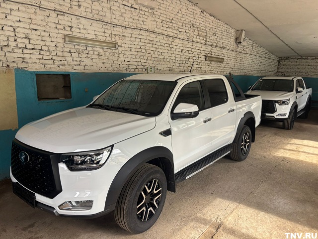 Татарстан Рәисен сайлау көнендә уйнатылачак ике Соллерс автомобилен ТНВга китерделәр