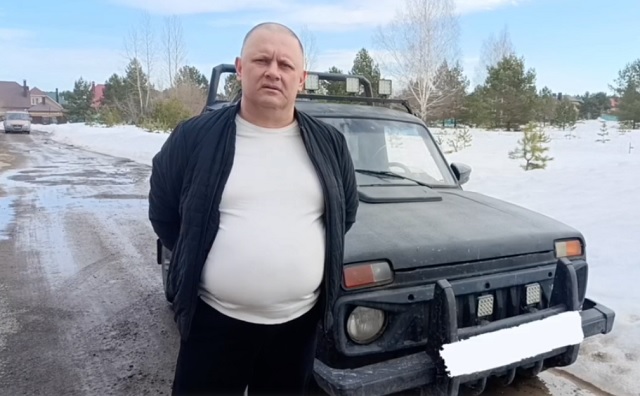 В Тукаевском районе на пожертвования жителей купили автомобиль для бойца СВО