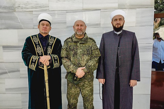 Стали известны подробности визита муфтия РТ в Мариуполь