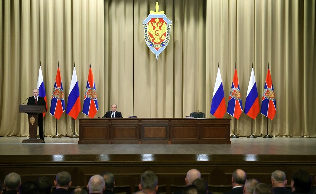 Президент РФ: бойцы СВО своей доблестью создали условия для начала диалога по Украине