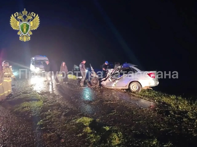 Четыре человека погибли в ДТП с трактором в Мамадышском районе Татарстана