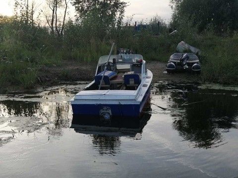 В Казани в результате пожара на катере на Волге пострадали двое детей